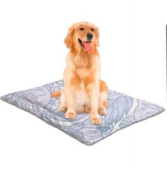 Personalised pet mat perfect for traveling and outdoor activities with your pet. 3